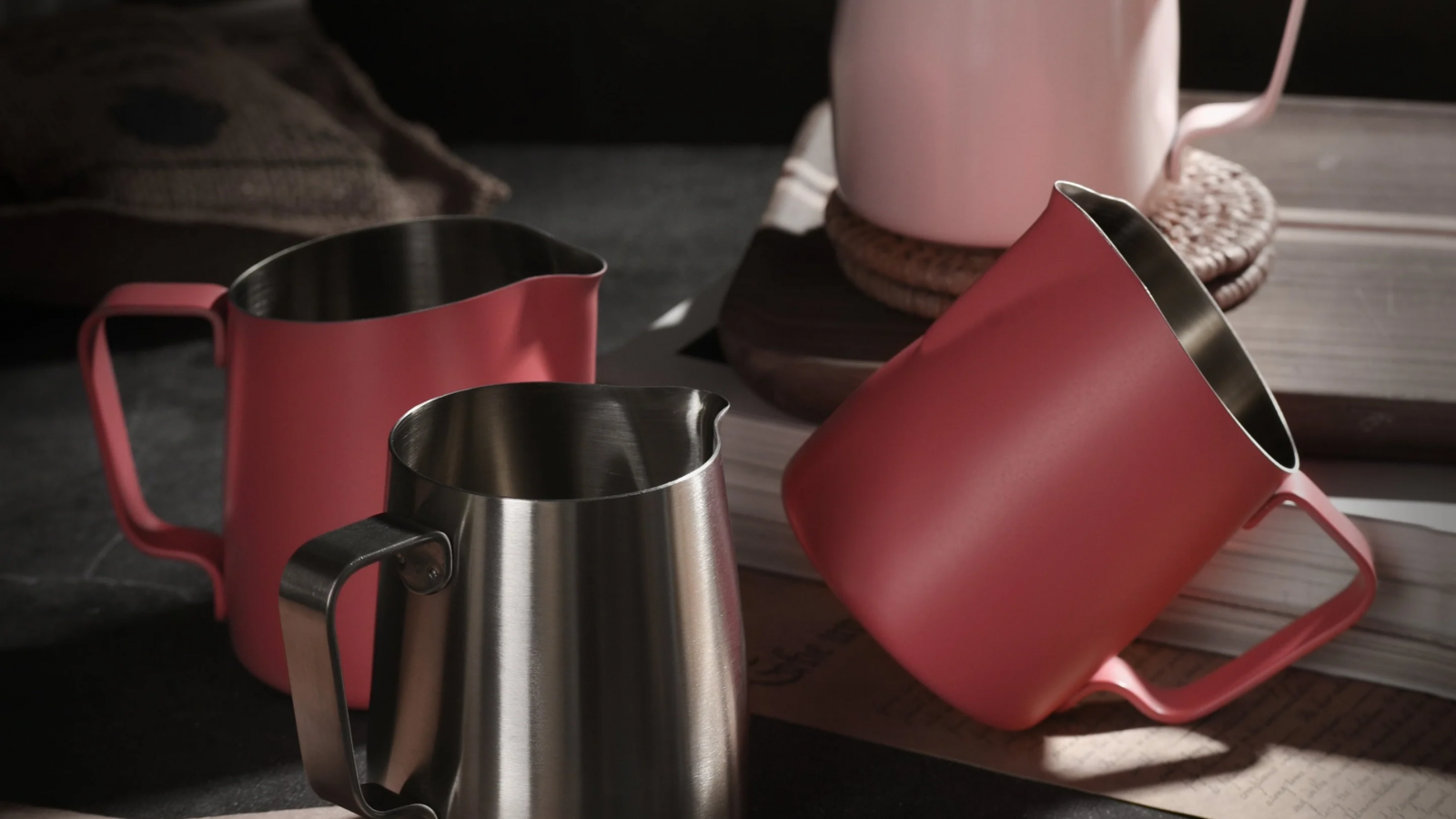 WPM 圓嘴拉花鋼杯 (300/450/650ml )