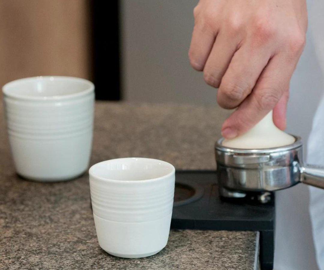 Loveramics DALE HARRIS “CHAMPIONS SIGNATURE” Flat White 平白咖啡杯 150ml