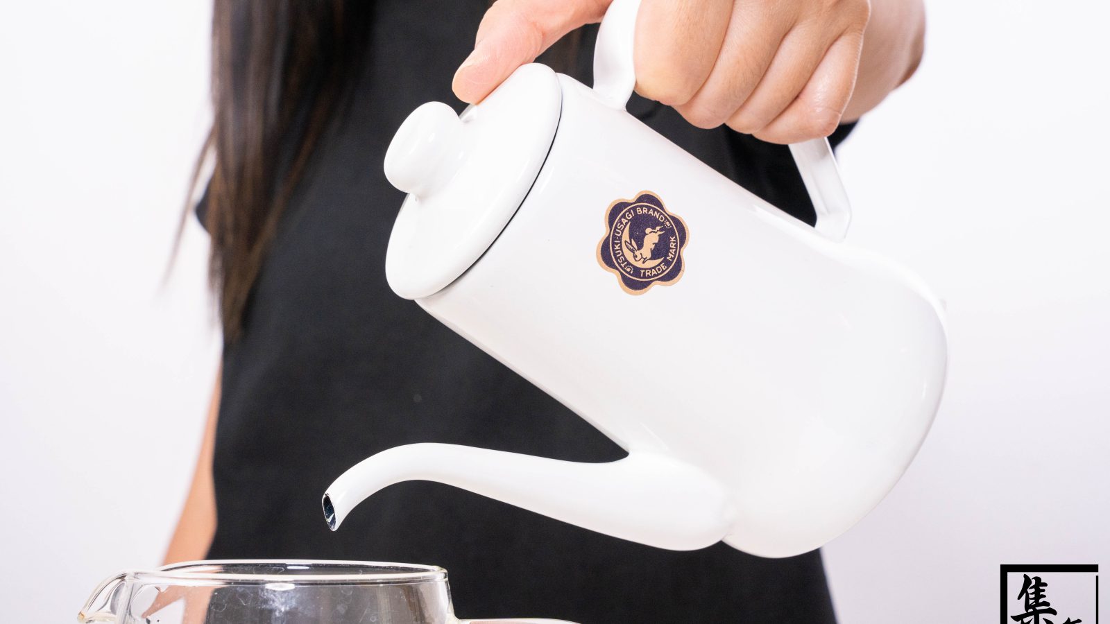 Tsukiusagi Enamel Slim Pot 月印兔琺瑯手沖壺 (0.7 L)