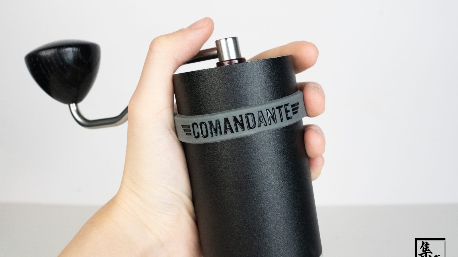 COMANDANTE WRISTBAND 防滑環 （黑色／灰色）