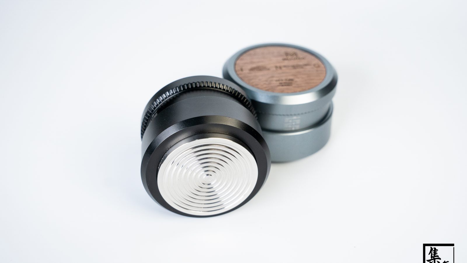 Muvna實木重力壓粉器