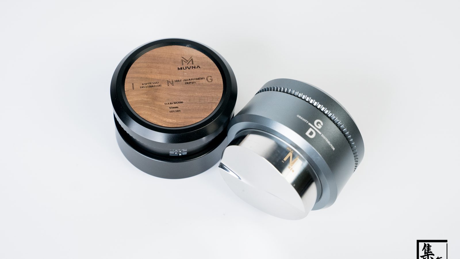 Muvna實木重力佈粉器